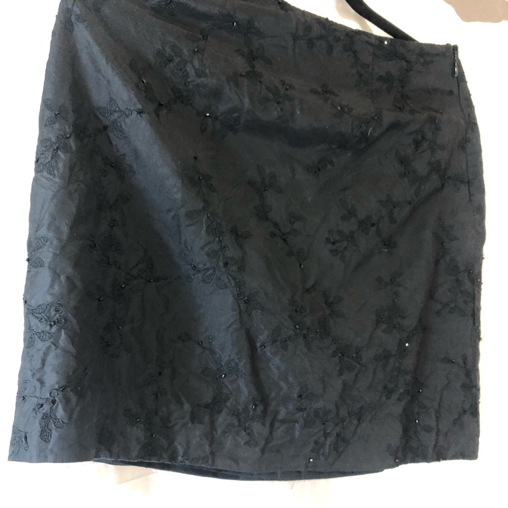 Mini Skirt - Picture 5 of 16
